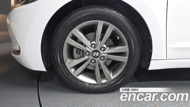 Hyundai Avante AD Modern, 2016 все фото