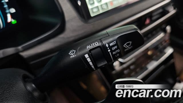 Kia K7 Premier гибрид Signature, 2020 15