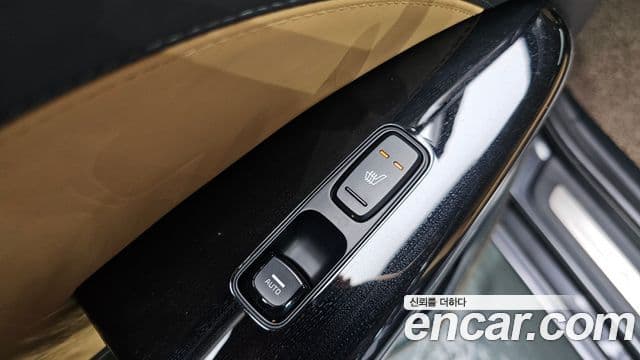 Kia K7 Premier гибрид Signature, 2020 19