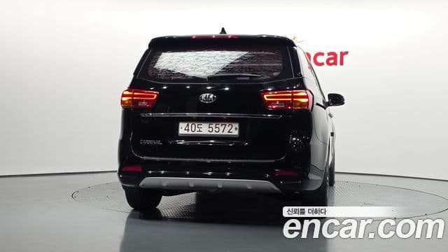 Kia The / новый New Carnival Luxury, 2019 4