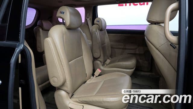 Kia The / новый New Carnival Luxury, 2019 12