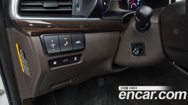 Kia All New K7 Noblesse, 2019 17