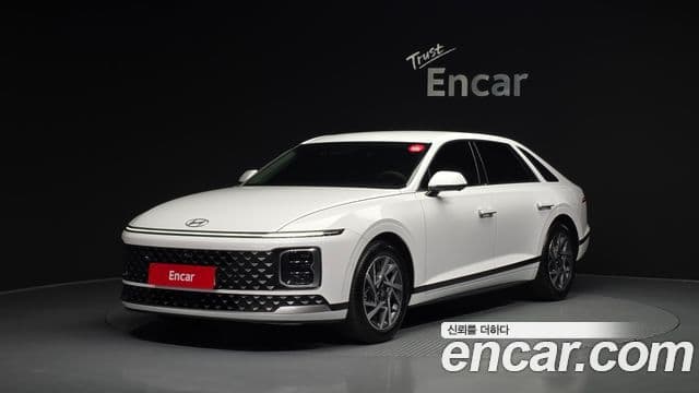 Hyundai Grandeur (GN7) Exclusive, 2025 1