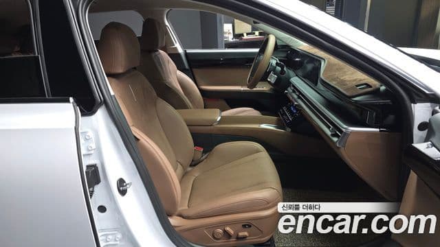 Hyundai Grandeur (GN7) Exclusive, 2025 11