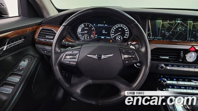 Genesis EQ900 Prestige, 2016 13