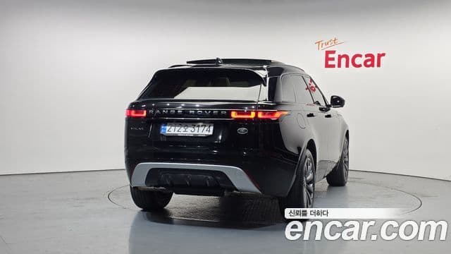 Land Rover Range Rover Velar 2.0 P250 R-Dynamic SE, 2022 4