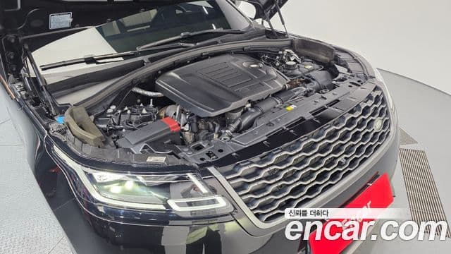 Land Rover Range Rover Velar 2.0 P250 R-Dynamic SE, 2022 6