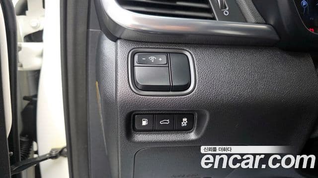 Kia K5 2세대 Prestige, 2016 17
