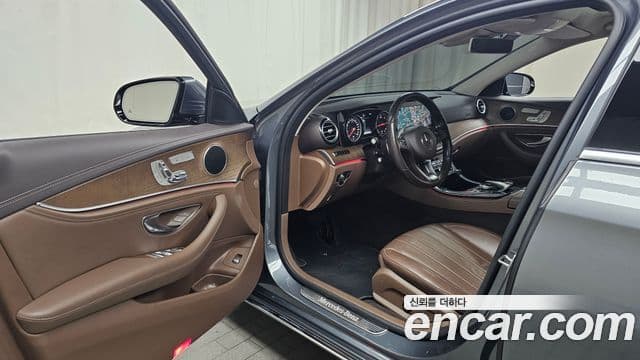 Mercedes-Benz E-класс W213 Exclusive, 2017 10