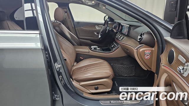 Mercedes-Benz E-класс W213 Exclusive, 2017 11