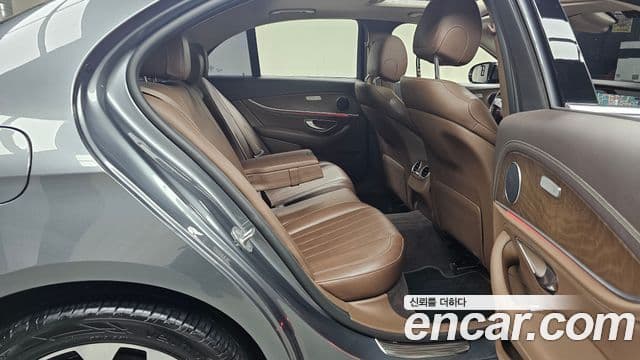 Mercedes-Benz E-класс W213 Exclusive, 2017 12