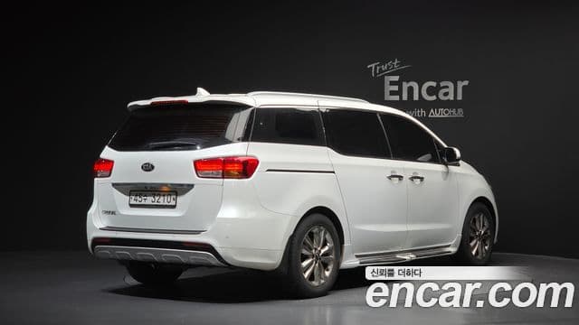Kia All New Carnival Prestige, 2015 2
