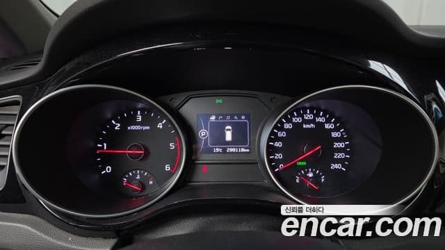 Kia All New Carnival Prestige, 2015 8