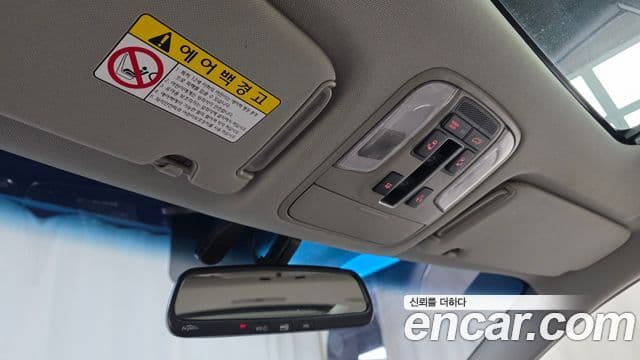 Kia All New Carnival Prestige, 2015 17