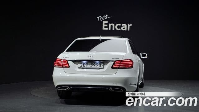 Mercedes-Benz E-класс W212 Avantgarde, 2015 4