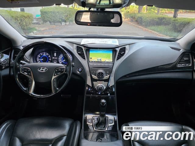 Hyundai Grandeur HG Modern, 2012 9