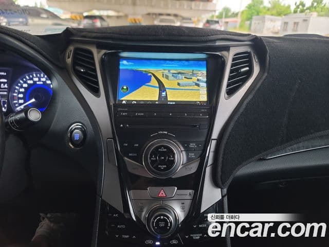 Hyundai Grandeur HG Modern, 2012 13