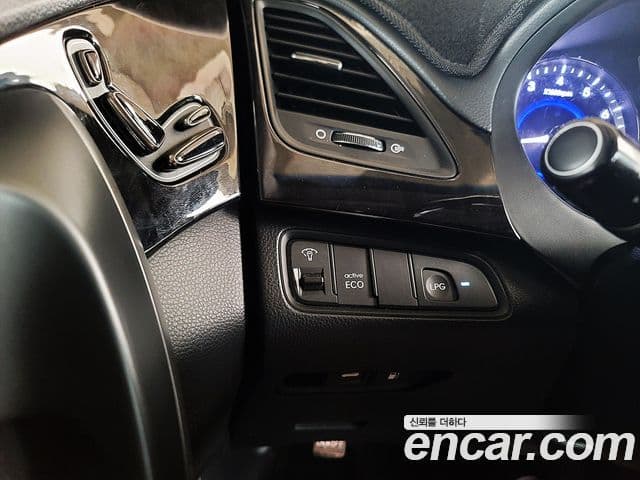 Hyundai Grandeur HG Modern, 2012 17