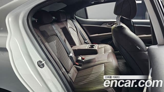 Genesis The / новый New G70, 2022 12