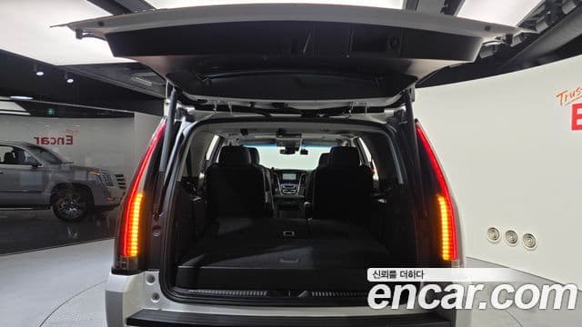 Cadillac Escalade 4세대, 2019 20