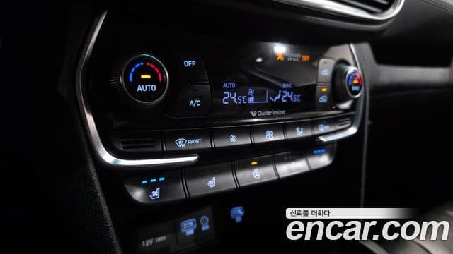 Hyundai Santa Fe TM Exclusive, 2020 16