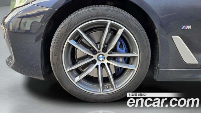 BMW 5시리즈 (G30) 523d M Sport, 2023 все фото