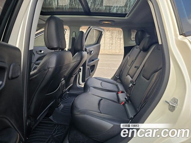 Jeep Compass 2세대 2.4 Limited AWD, 2019 10