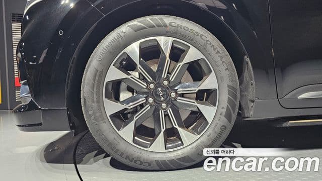 Kia Carnival 4세대 бензин 9인승 High Limousine(компания по спецнадстройкам), 2023 все фото