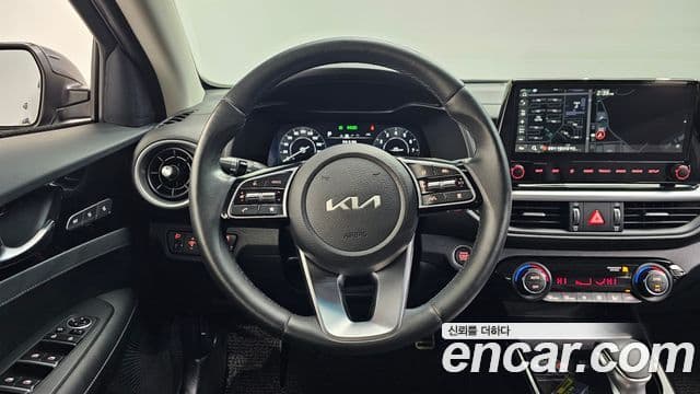 Kia The / новый New K3 2세대 Signature, 2024 13