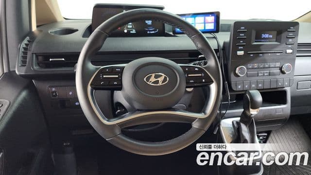 Hyundai Staria Modern, 2022 14