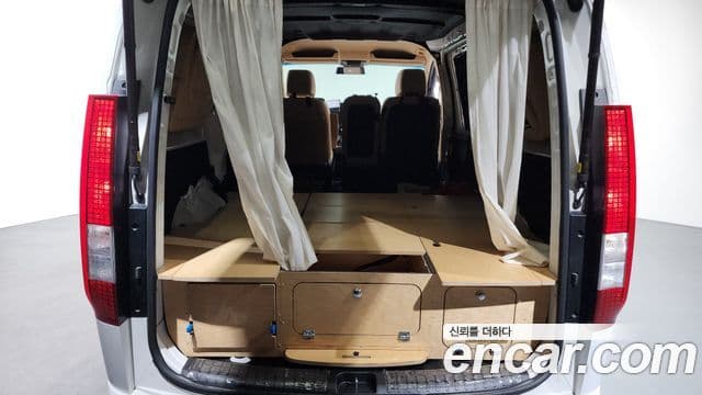 Hyundai Staria Modern, 2022 21