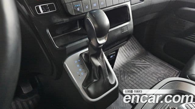 Hyundai Staria Modern, 2022 9