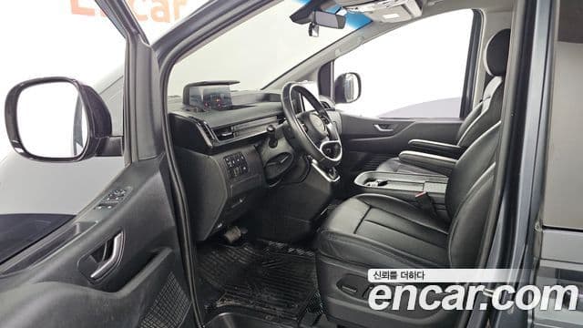 Hyundai Staria Modern, 2022 10