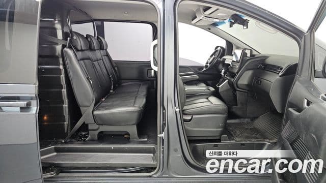 Hyundai Staria Modern, 2022 19