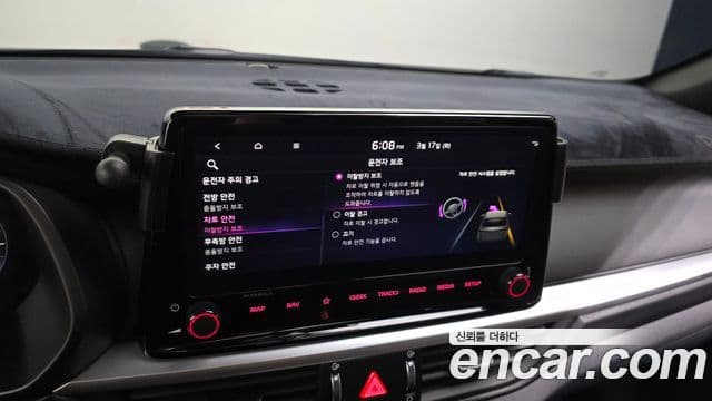 Kia The / новый New K3 2세대 Signature, 2024 17