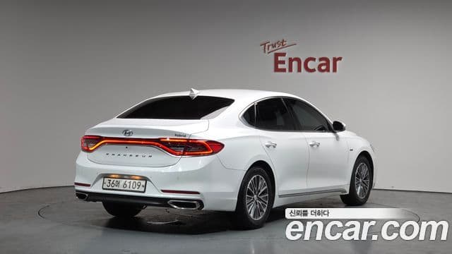 Hyundai Grandeur IG гибрид Premium, 2018 2