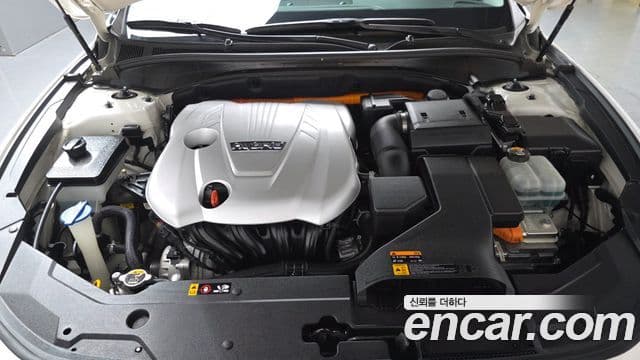 Hyundai Grandeur IG гибрид Premium, 2018 6