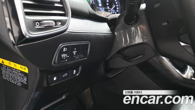 Hyundai Grandeur IG гибрид Premium, 2018 17