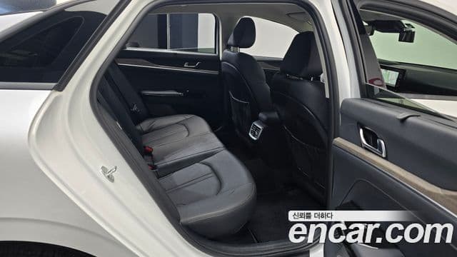 Kia K5 гибрид 3세대 Noblesse, 2023 12