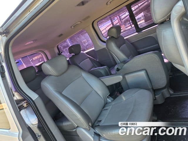 Hyundai Grand Starex CVX Luxury, 2011 10