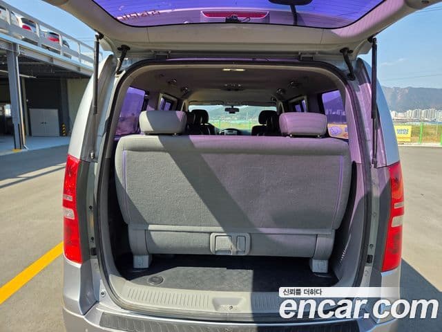 Hyundai Grand Starex CVX Luxury, 2011 11