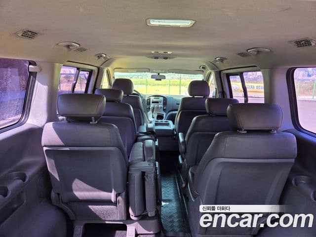 Hyundai Grand Starex CVX Luxury, 2011 12