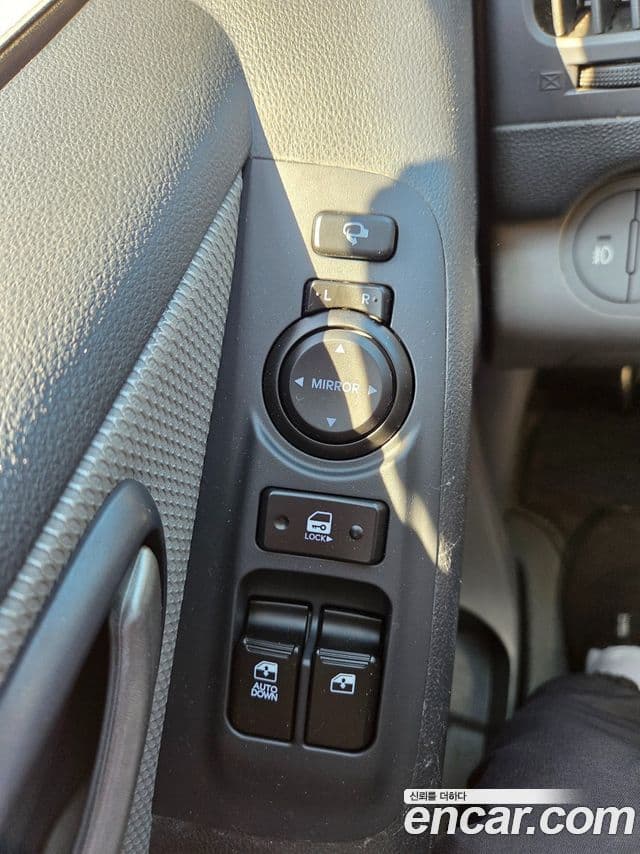 Hyundai Grand Starex CVX Luxury, 2011 16