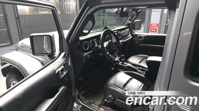 Jeep Wrangler (JL) 2.0 Sahara 4도어, 2018 10
