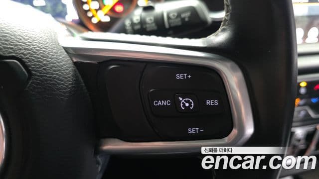 Jeep Wrangler (JL) 2.0 Sahara 4도어, 2018 19