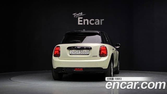 Mini Cooper 3세대, 2019 4