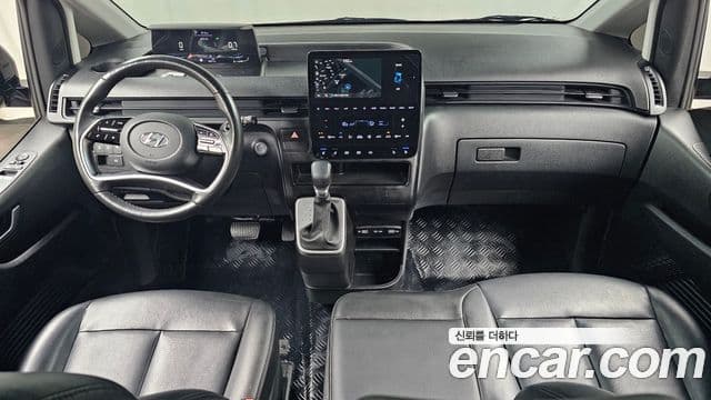 Hyundai Staria Modern, 2023 7