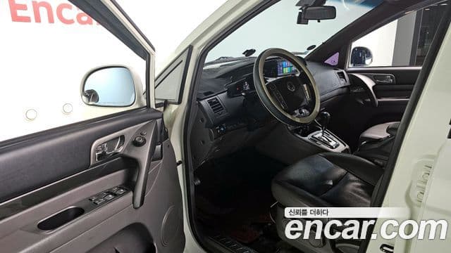 KG모빌리티(SsangYong) Korando 투리스모 4WD 11인승 Adventure 60th Edition, 2015 11