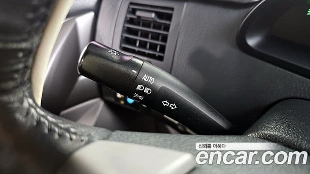 KG모빌리티(SsangYong) Korando 투리스모 4WD 11인승 Adventure 60th Edition, 2015 18