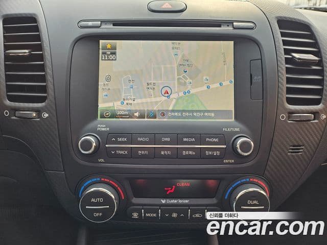 Kia K3 Prestige, 2015 10